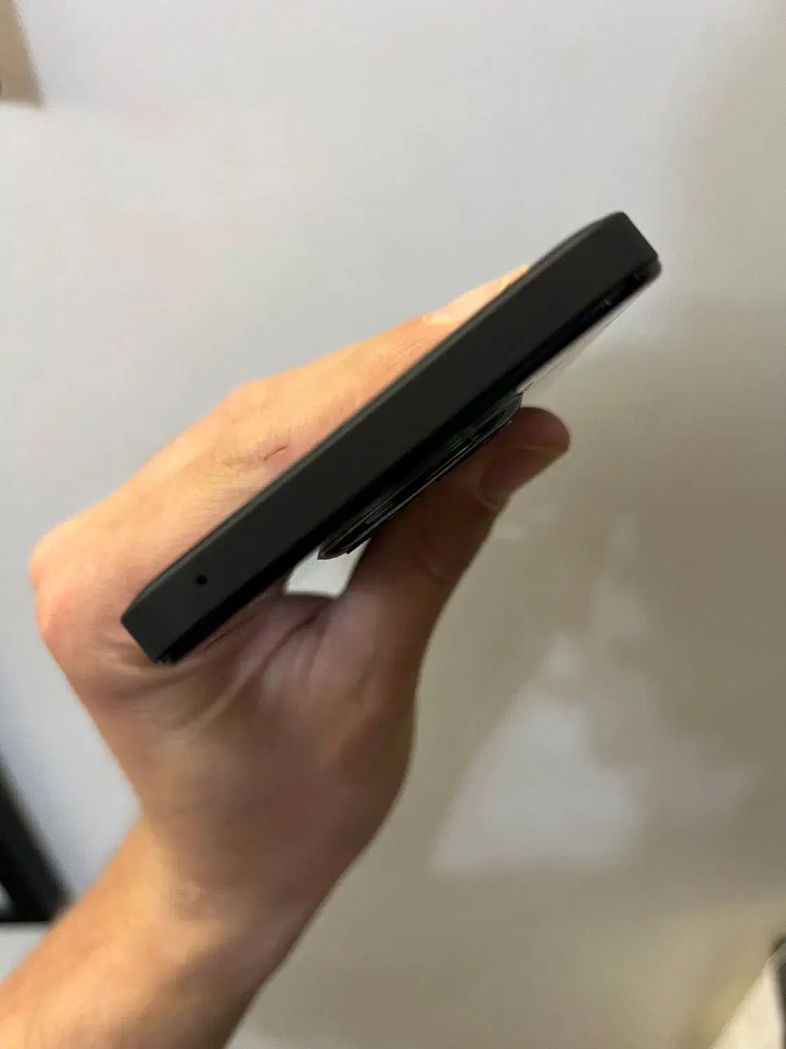 گوشی ناتینگ|موبایل|مشهد, نیروی هوایی|دیوار