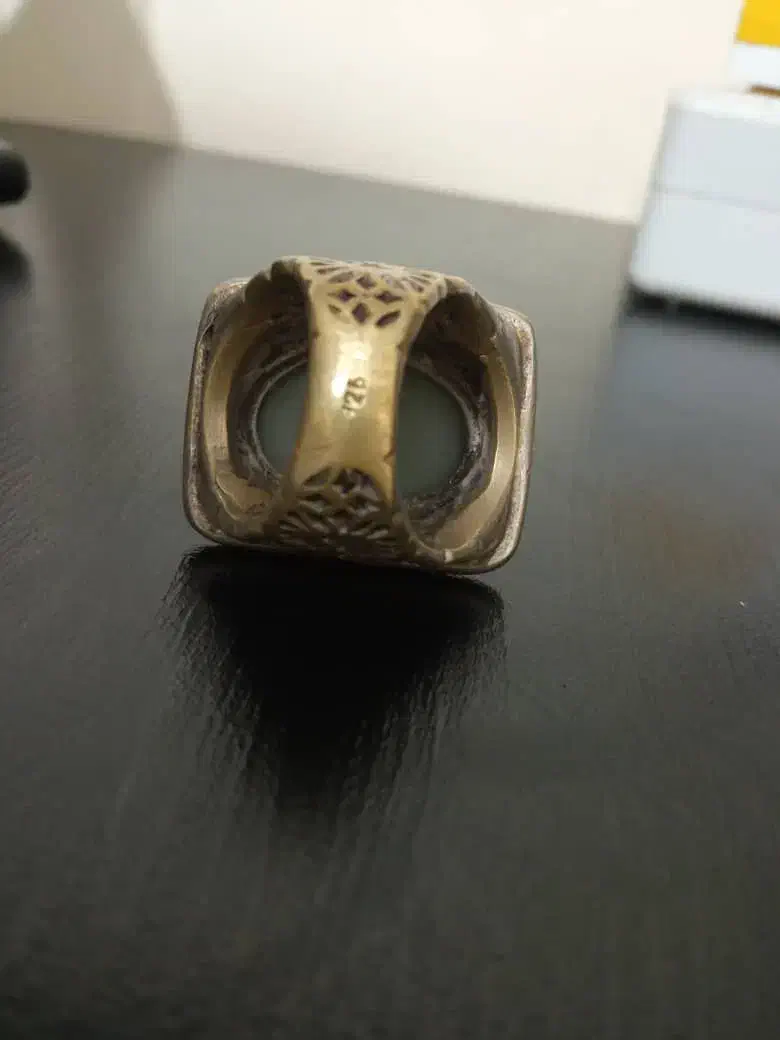 انگشتر نگین یشم|جواهرات|صدرا-فارس, فاز ۱|دیوار