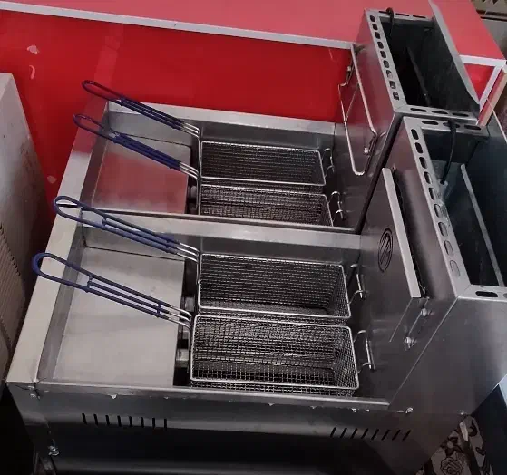 وسایل سوخاری|اجاق گاز و لوازم برقی پخت‌وپز|بم, |دیوار