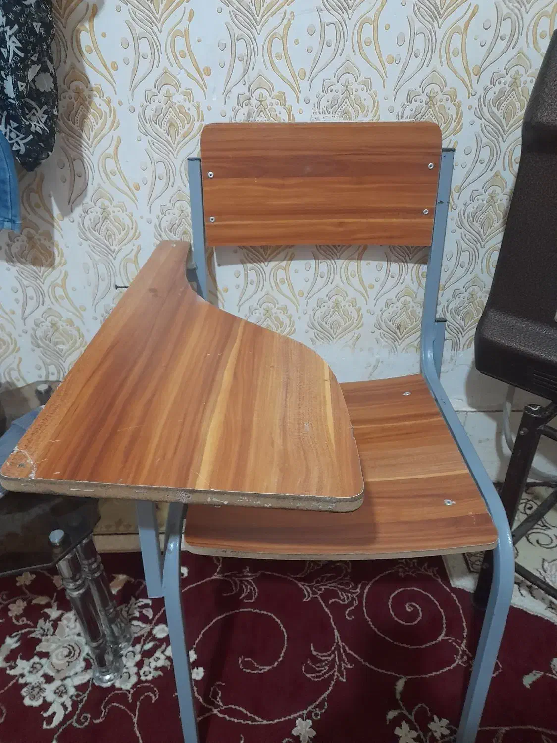 صندلی|صندلی و نیمکت|نیشابور, مازول|دیوار