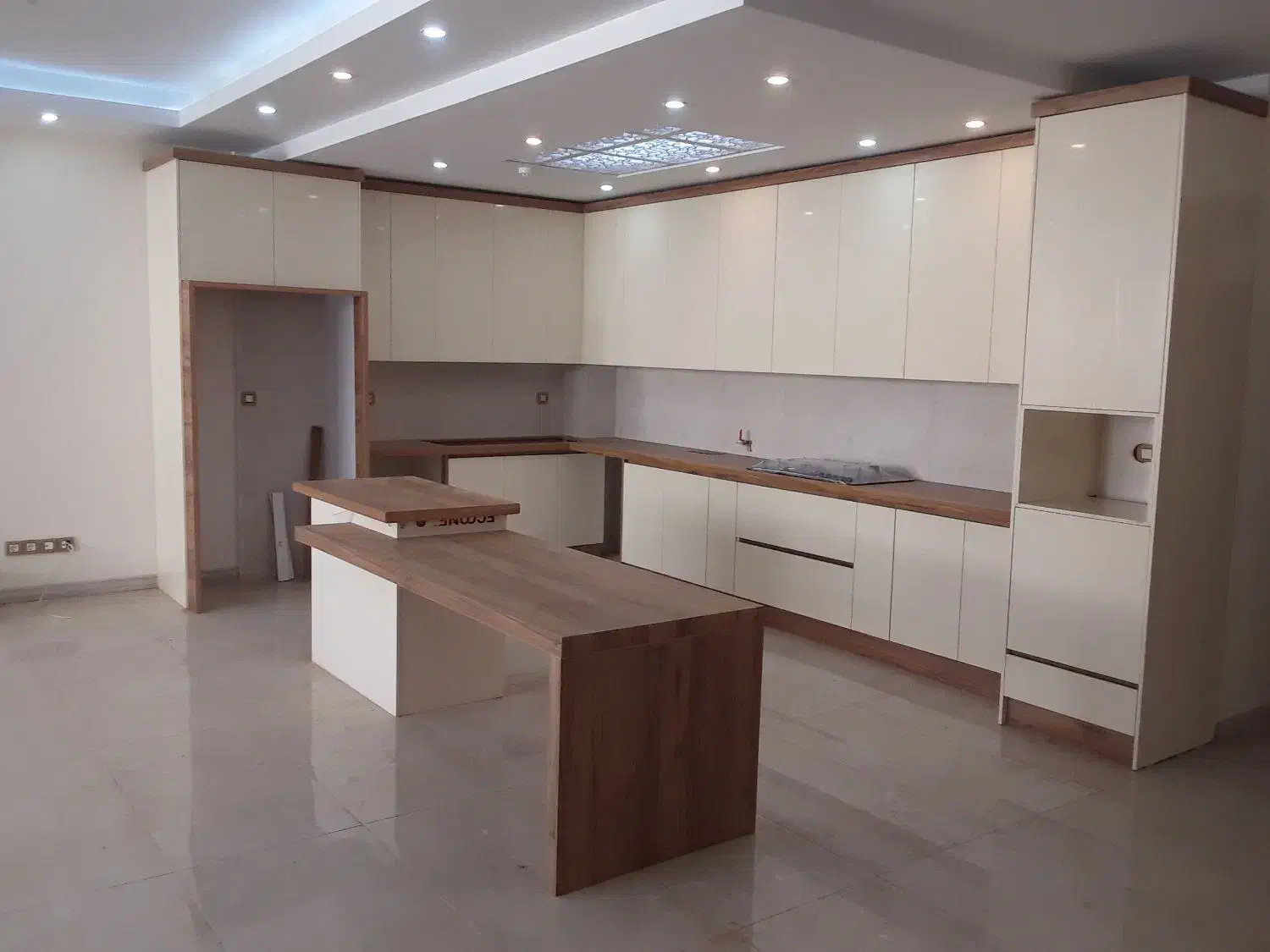 نصب کابینت خورده کاری و قرنیز|خدمات پیشه و مهارت|فردیس, فردیس|دیوار