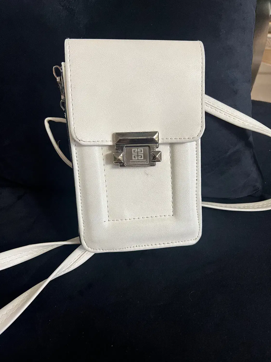 کیف در حد نو|کیف، کفش، کمربند|اراک, |دیوار