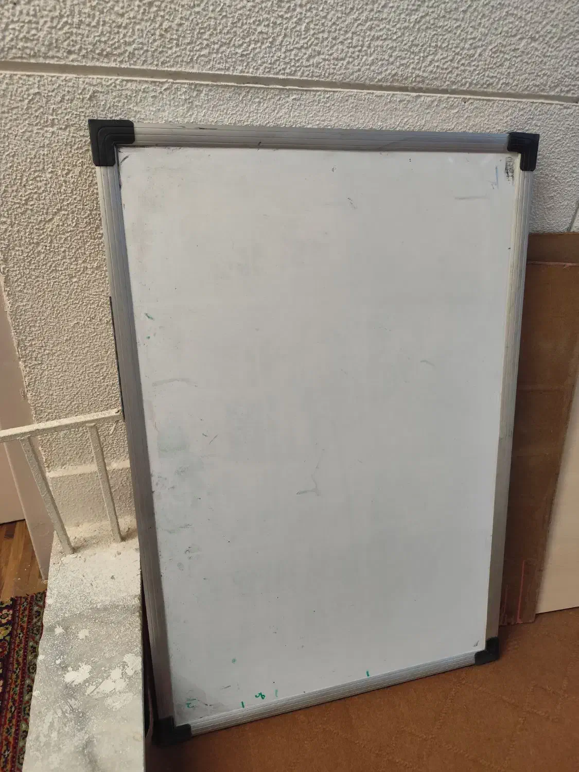 وایت برد|لوازم التحریر|شیراز, هفت تنان|دیوار