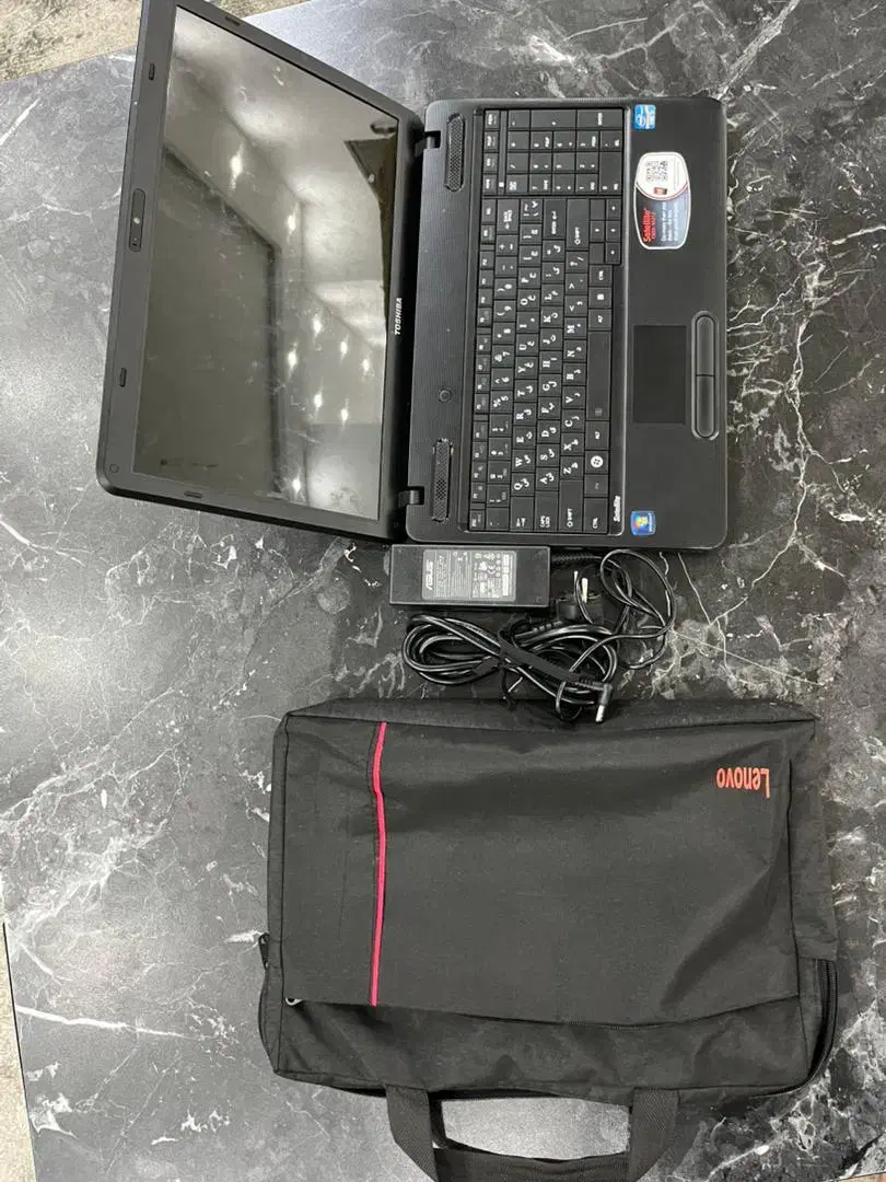 لب تاپ توشیبا|رایانه همراه|کاشان, مفتح|دیوار