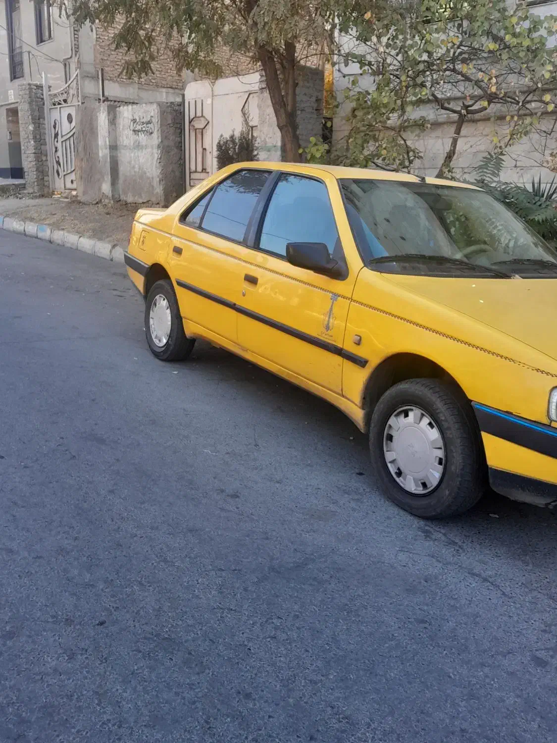 تاکسی پژو ۴۰۵|خودرو سواری و وانت|کرج, حصار سرجوب|دیوار