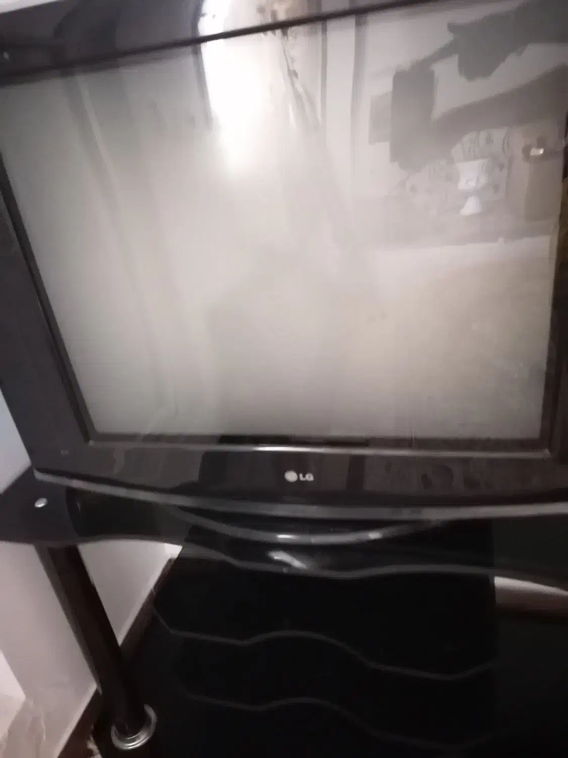 تلویزیون سالم|تلویزیون و پروژکتور|باغستان, |دیوار