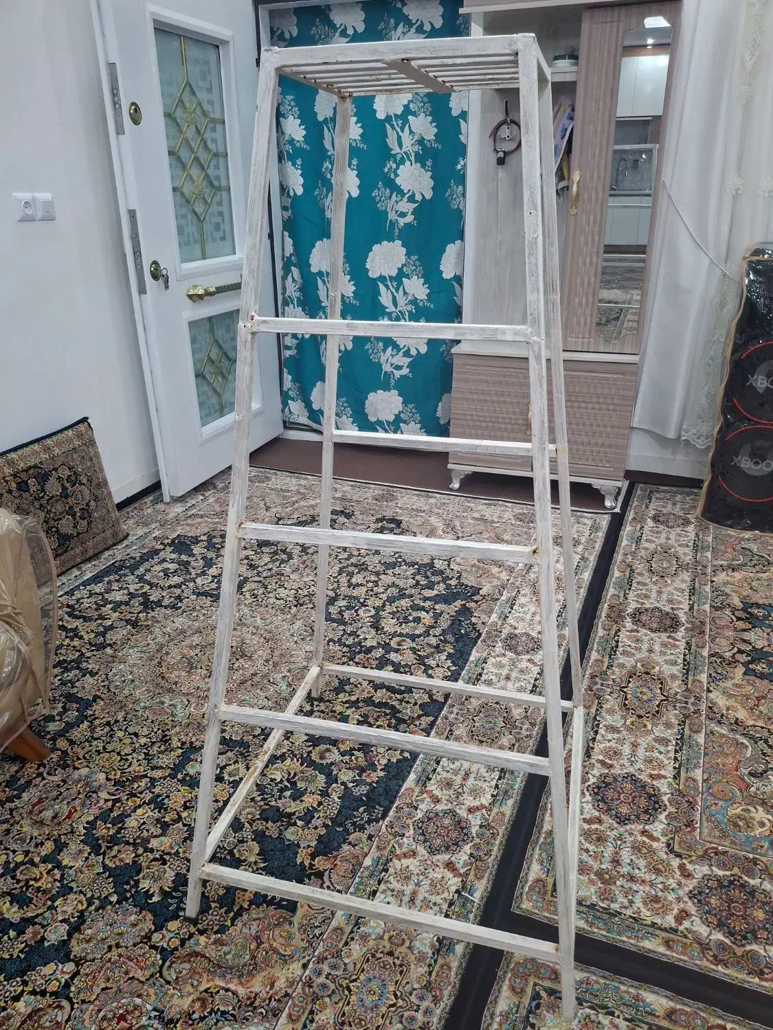 چهارپایه اهنی|ابزارآلات|سبزوار, باهنر|دیوار