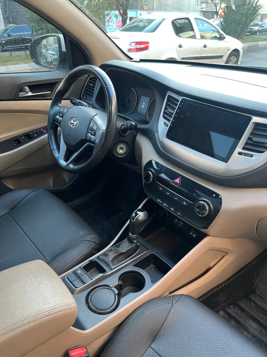 توسان ۲۰۱۷ لای کاغذ|خودرو سواری و وانت|رشت, دیلمان|دیوار