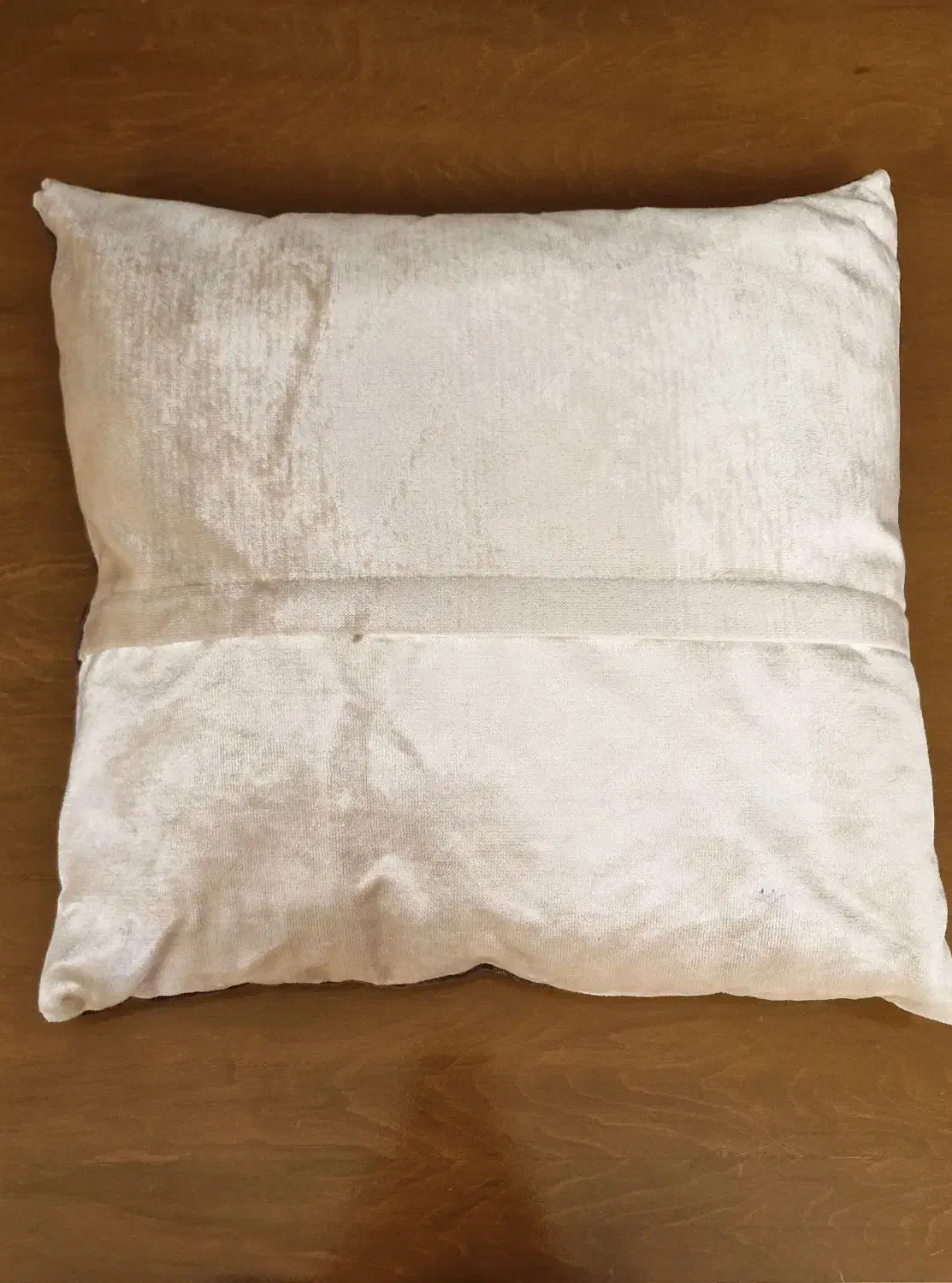 کوسن|رختخواب، بالش، پتو|خرم‌آباد, |دیوار