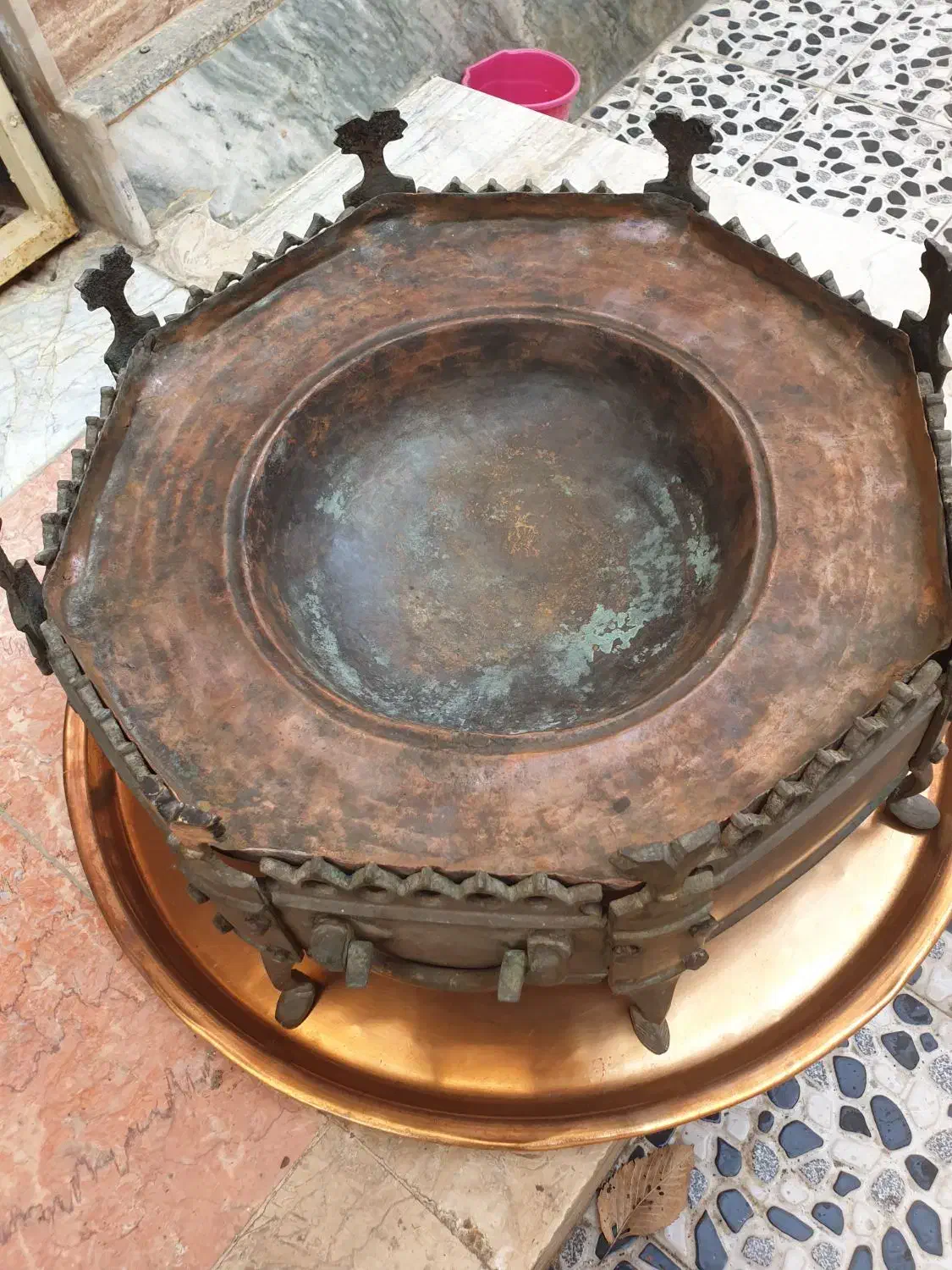 منقل برنجی .سماور مسوارروسی.سماور نفتی|کلکسیون اشیاء عتیقه|لاهیجان, شهید آوینی|دیوار