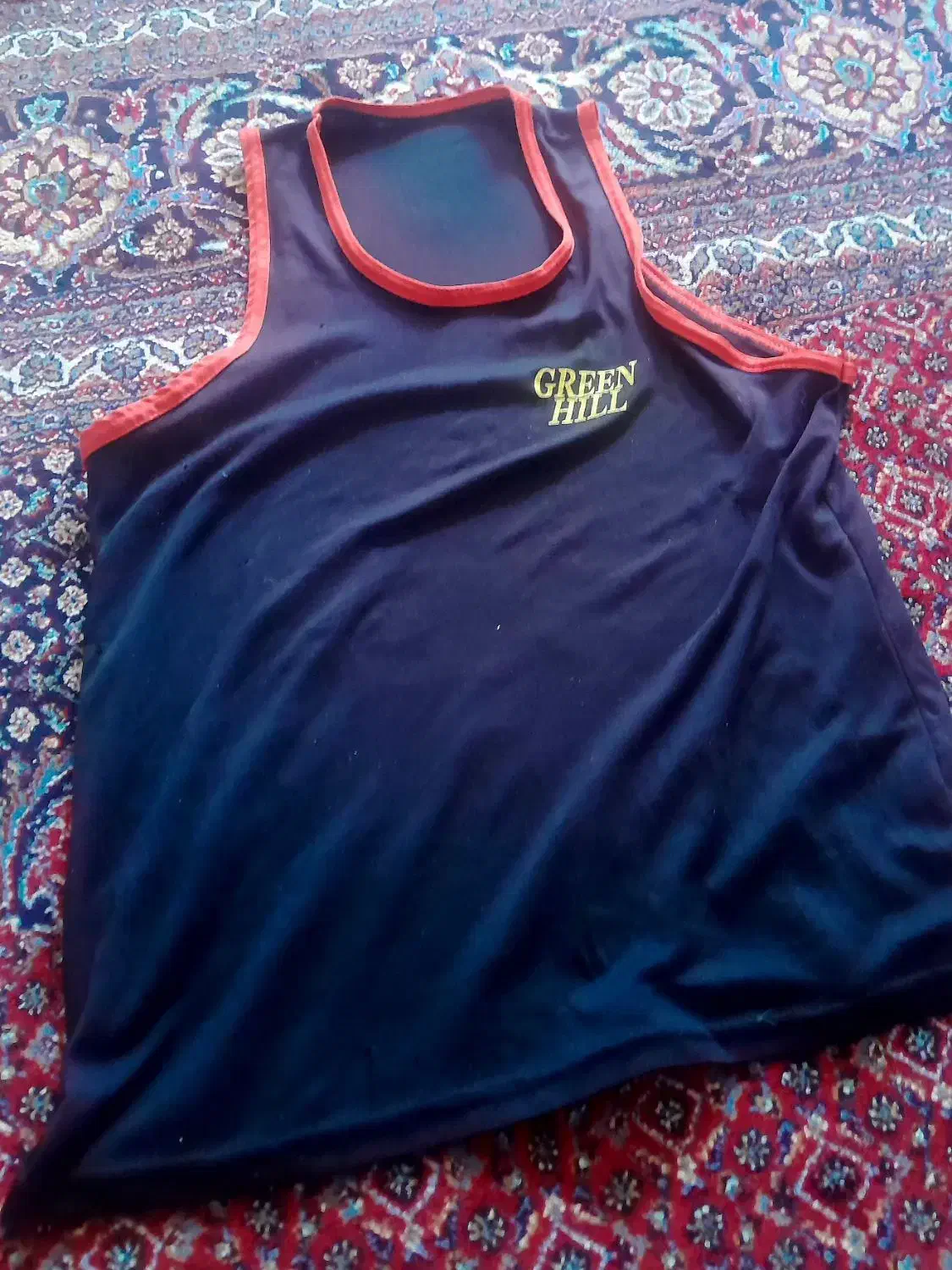 دست کش بوکس و لباس|لباس|کوهدشت, |دیوار