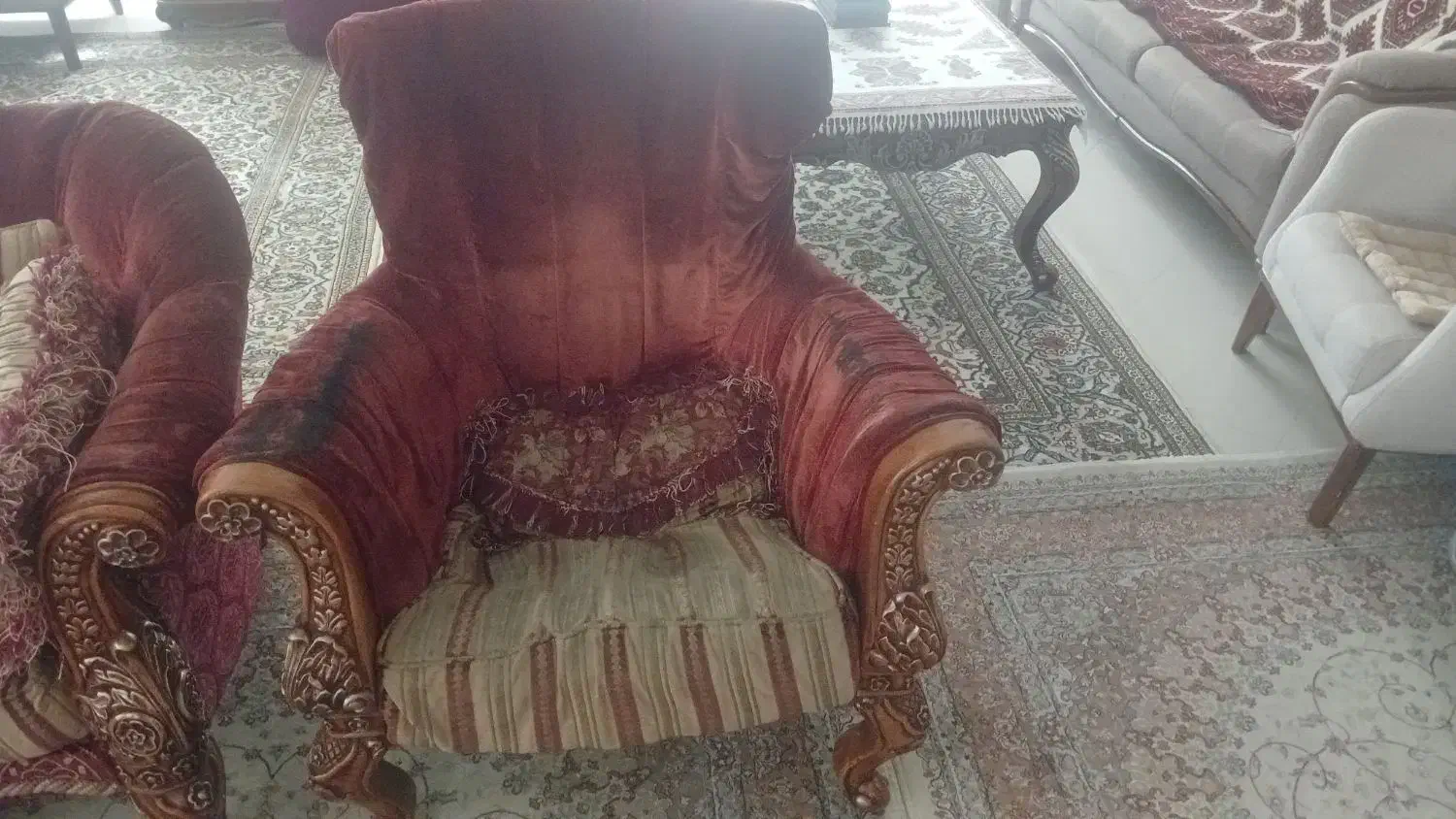 مبل دست دوم چهار چوب سالم|مبلمان خانگی و میز عسلی|تهران, ائمه اطهار|دیوار