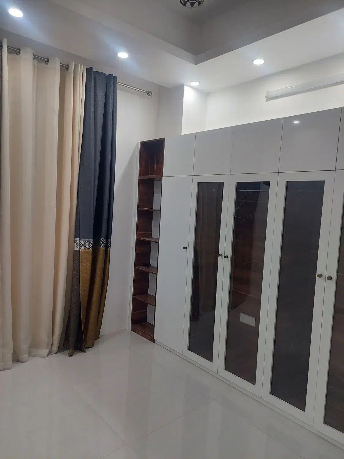 آپارتمان ۴ خواب|اجارهٔ آپارتمان|قم, انسجام|دیوار