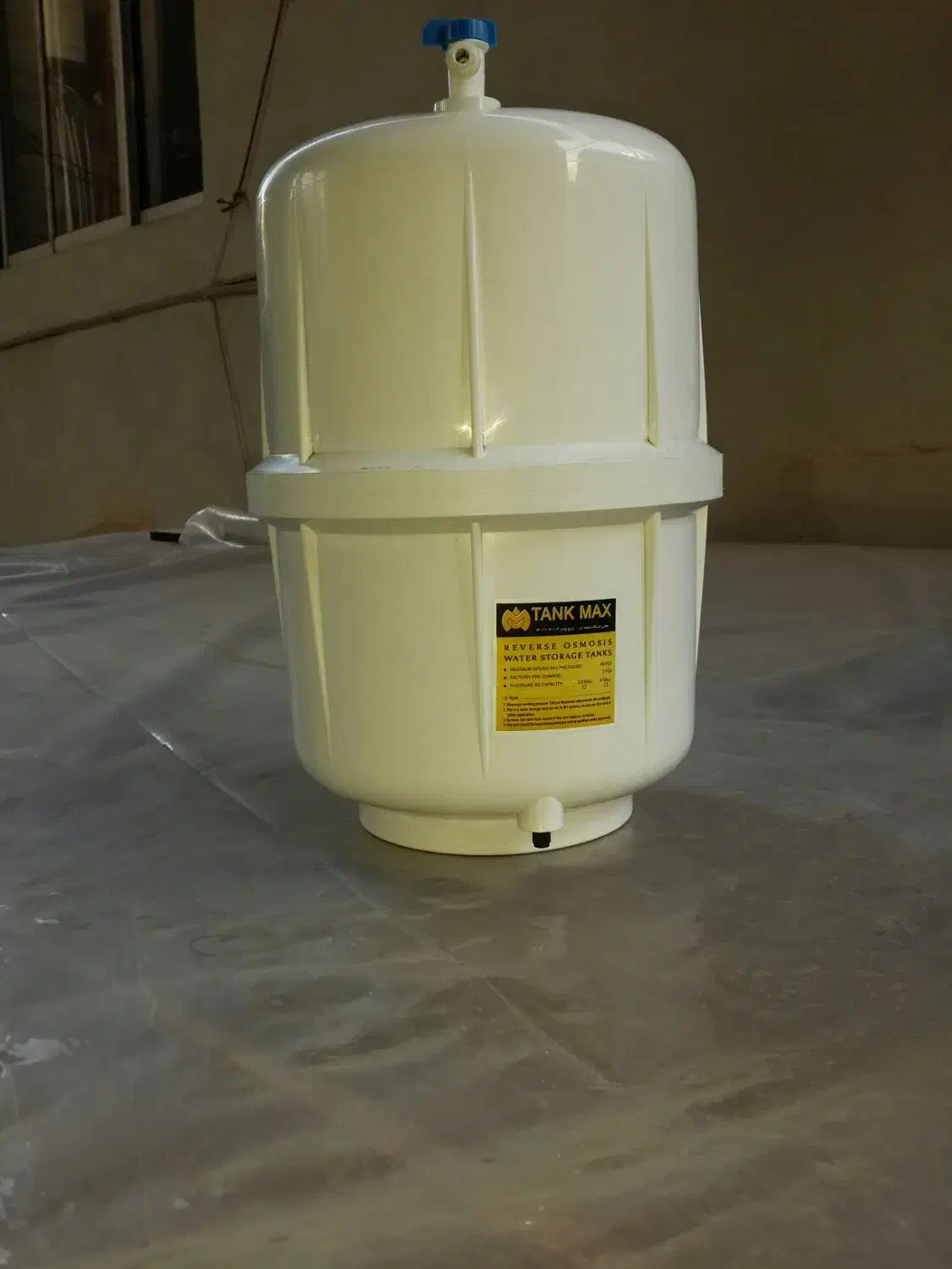 مخزن 4 گالن دستگاه تصفیه آب خانگی تانک مکس 3|آب‌سردکن و تصفیه آب|آستارا, |دیوار