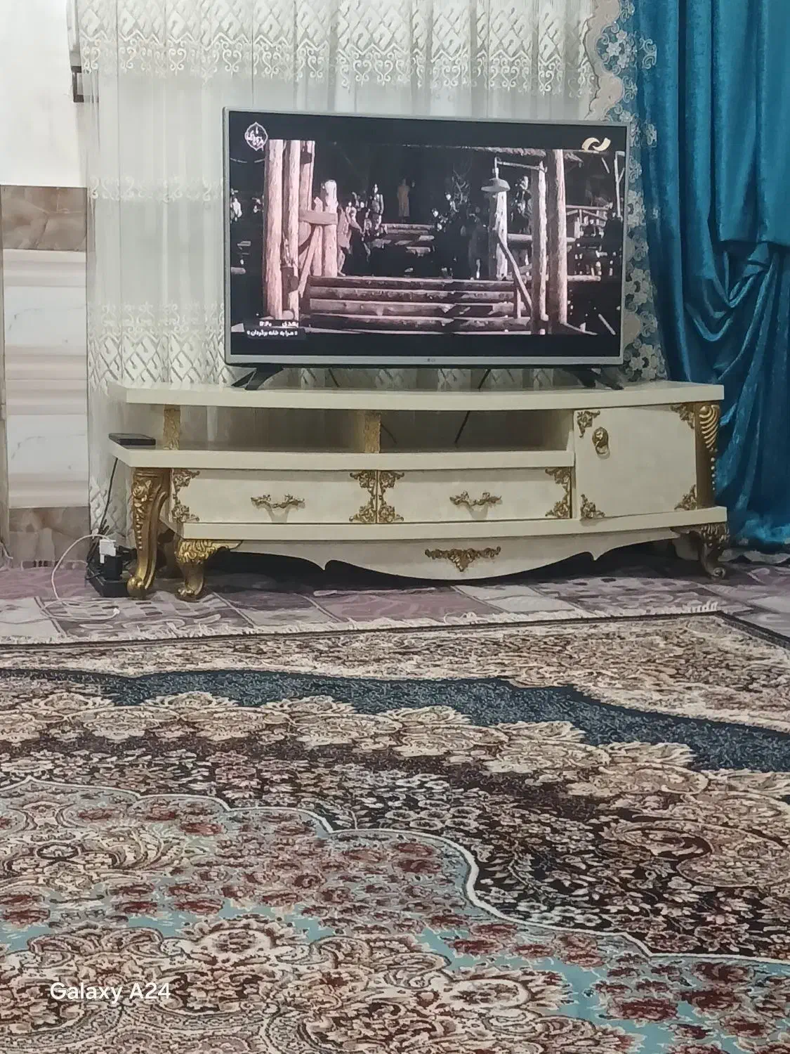 میزتلویزیون ودراور وجاکفشی درحدسالم|جاکفشی، کمد، دراور|دلند, |دیوار