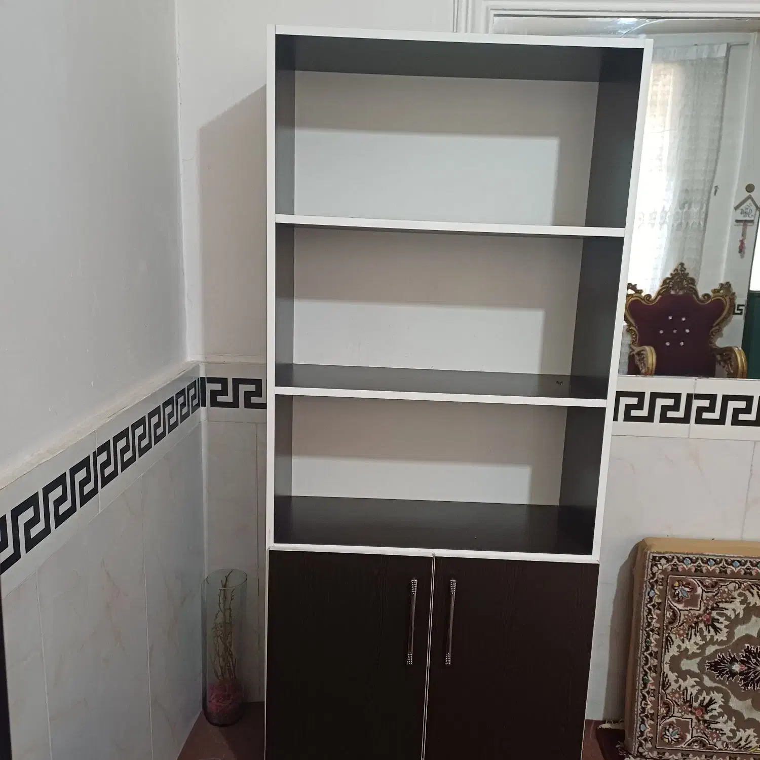 کتابخانه|کتابخانه، شلف، قفسه‌های دیواری|محمدشهر, همایون ویلا|دیوار