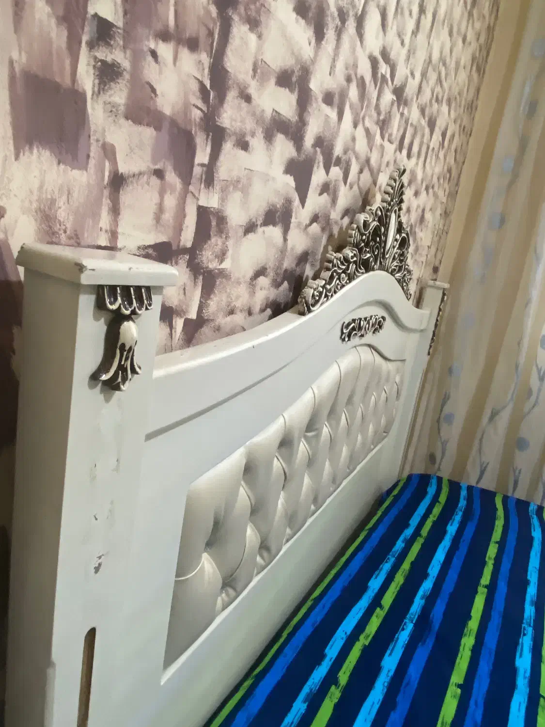 تخت|تخت و سرویس خواب|اشتهارد, |دیوار