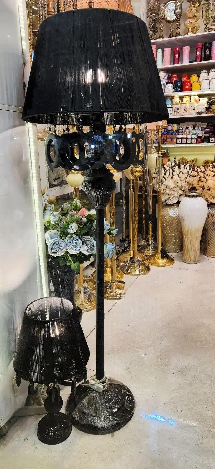 آباژور کنار سالنی بلک|چراغ خواب و آباژور|قم, بنیاد|دیوار