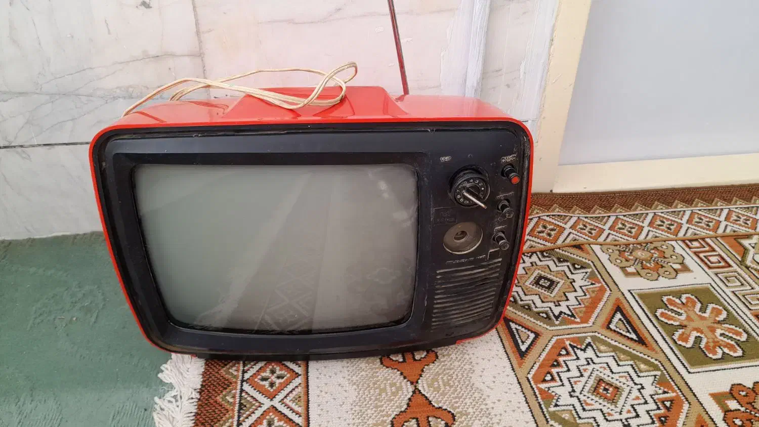 تلوزیون پارس قدیمی عتیقه|تلویزیون و پروژکتور|قائن, |دیوار