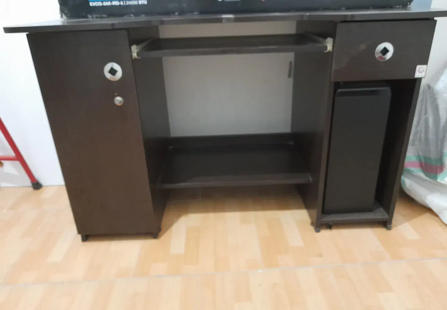 میز کامپیوتر و اداری|میز تحریر و کامپیوتر|گرگان, |دیوار