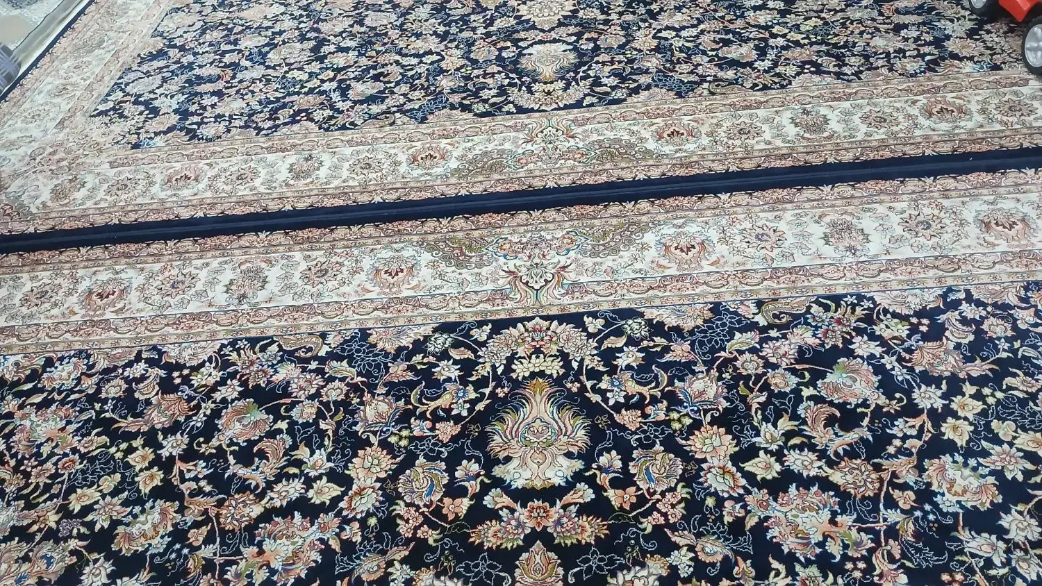 دوتخته فرش ۹مترسرمه ایی|فرش|سنندج, |دیوار