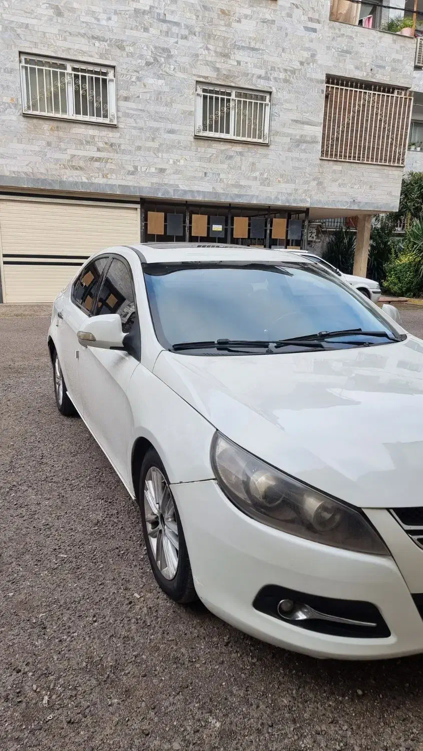 فروش جک j5  اتومات  ۱۸۰۰c مدل ۹۳|خودرو سواری و وانت|رشت, شهرک شهید عباسپور|دیوار