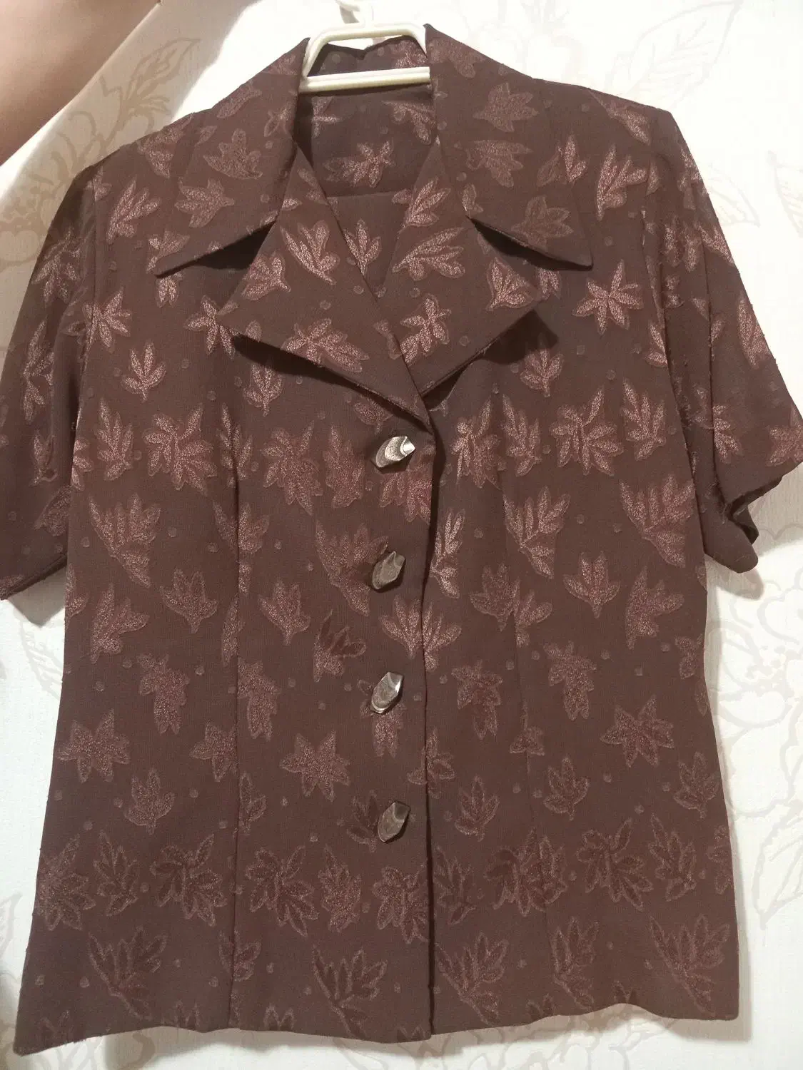 کت ودامن نو وتمیز سایز چهل|لباس|رشت, منظریه|دیوار