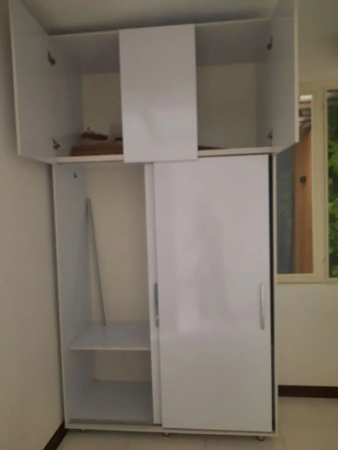 حراج کمد دیواری نو عمیق و جادار به قیمت 19 میلیون|حراج|تهران, سردارجنگل|دیوار