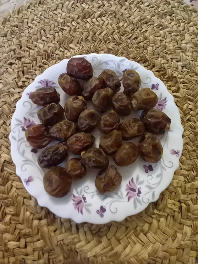 خرما برحی خوزستان درشت و خوشمزه|خوردنی و آشامیدنی|قم, پردیسان|دیوار