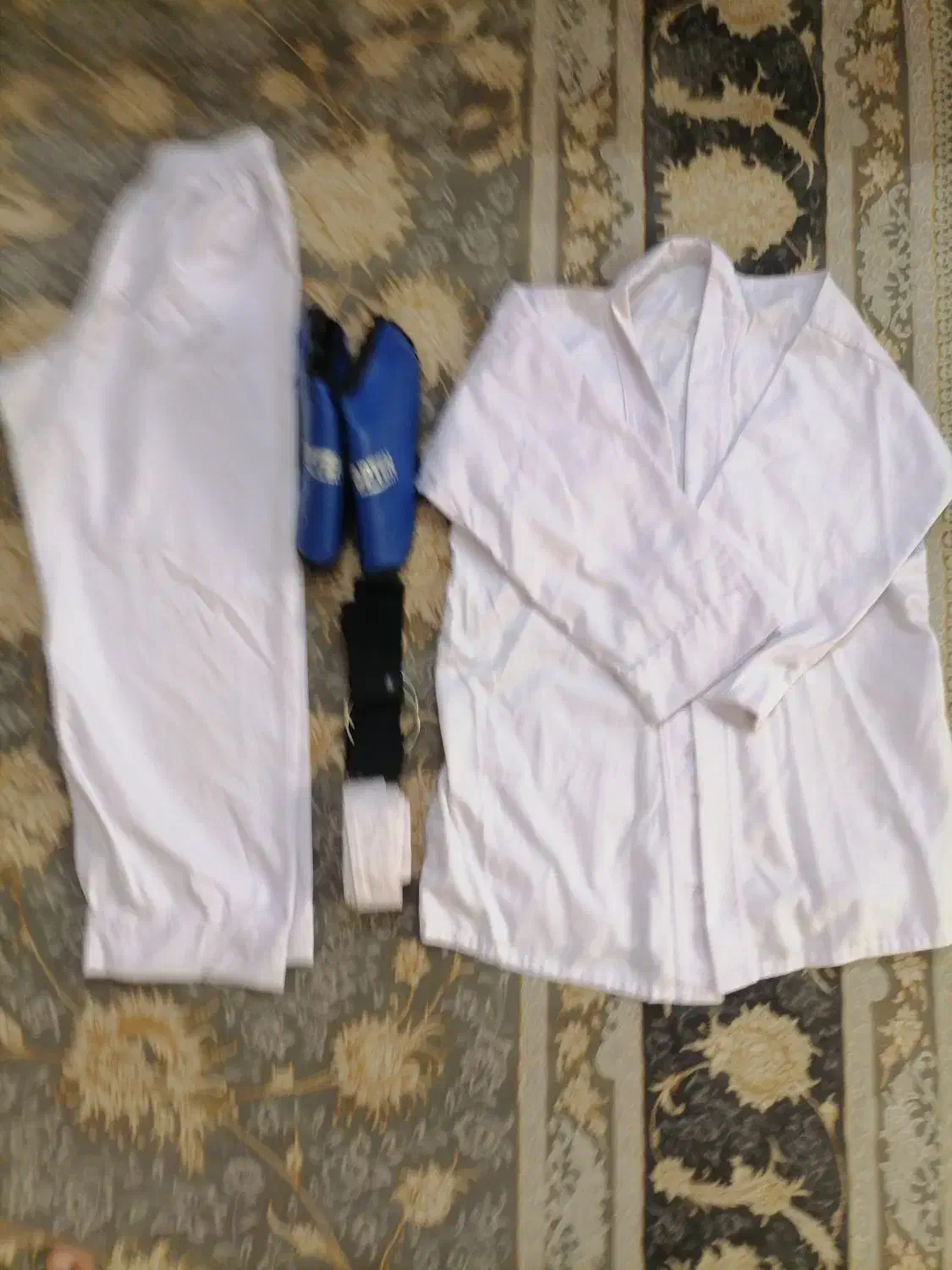 لباس کاراته|لباس|قدس, شهر‌قدس|دیوار