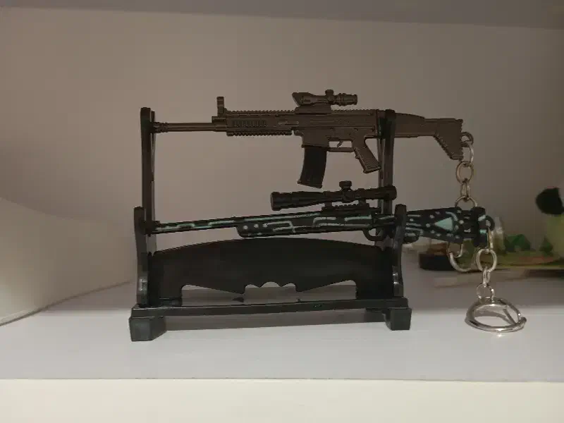 تفنگ اسباب بازی اورجینال همراه با استند|اسباببازی|تهران, ازگل|دیوار