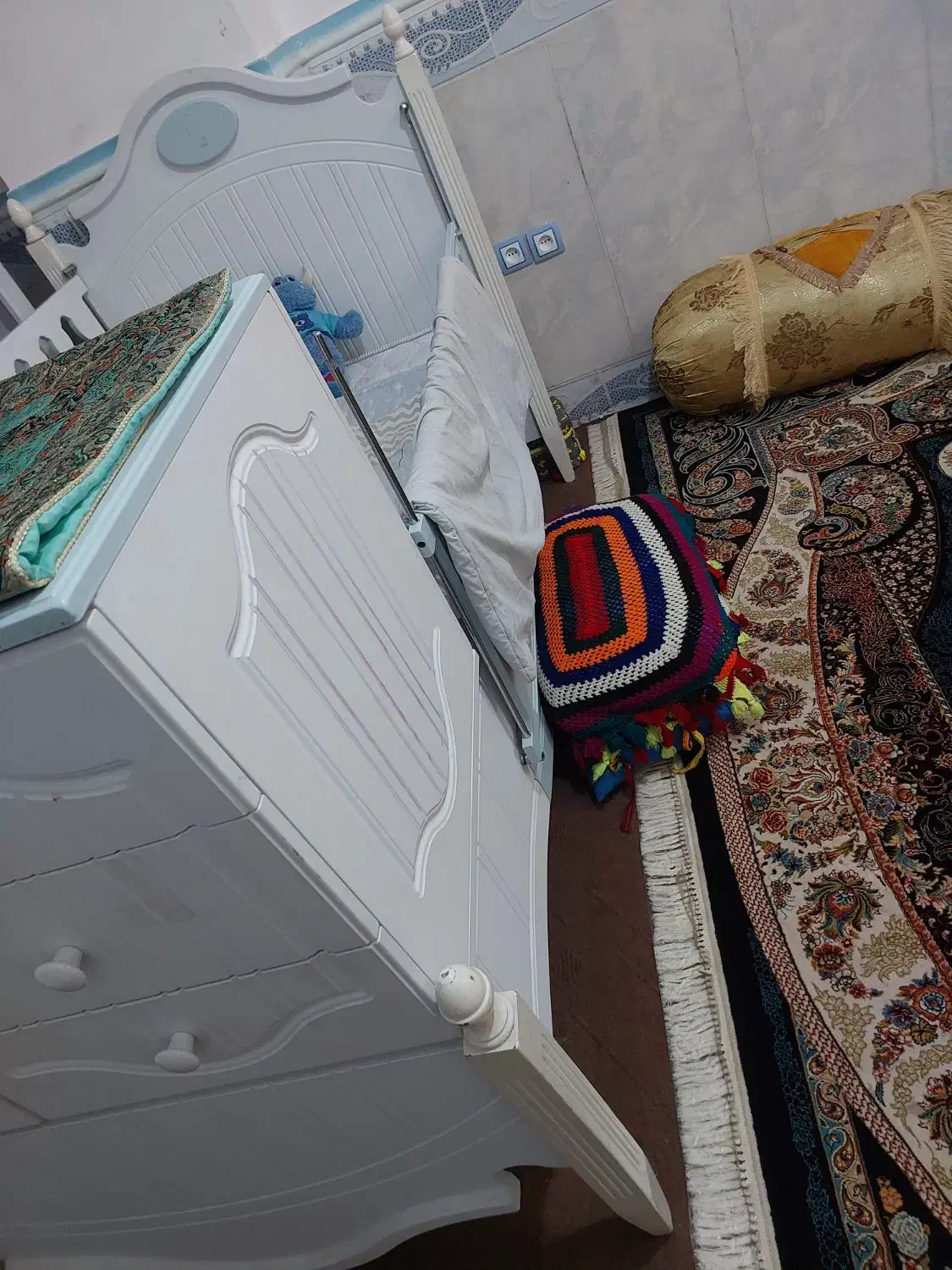 در حد نو .تخفیف پای معامله|تخت و سرویس خواب|چابهار, |دیوار