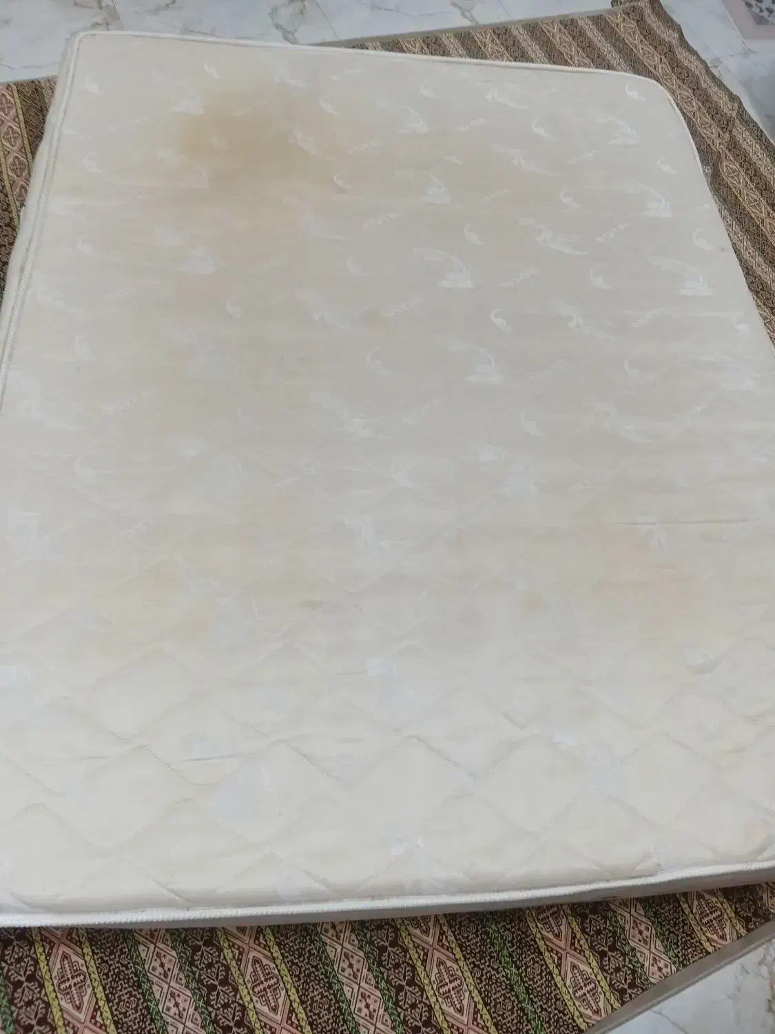 تشک فنری|تشک تختخواب|رشت, حومه رشت|دیوار