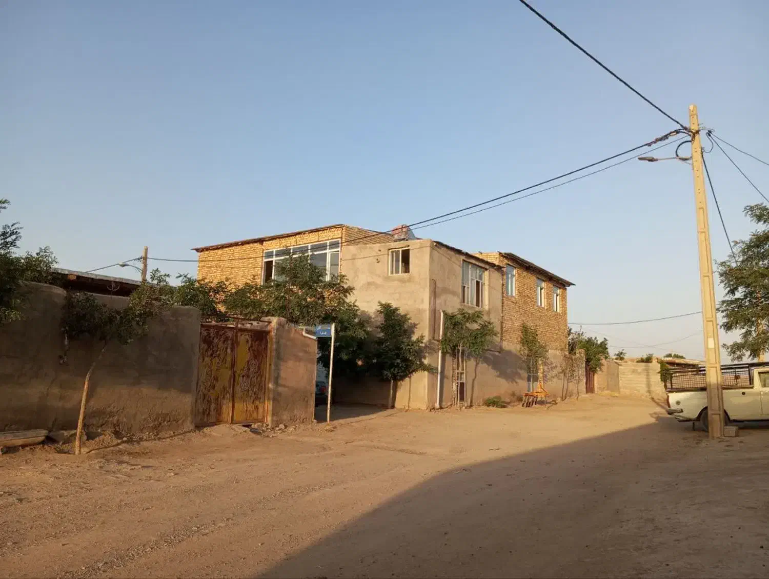 اجاره یارهن کارگاه تجاری|اجارهٔ دفتر صنعتی، کشاورزی، تجاری|درگزین, |دیوار