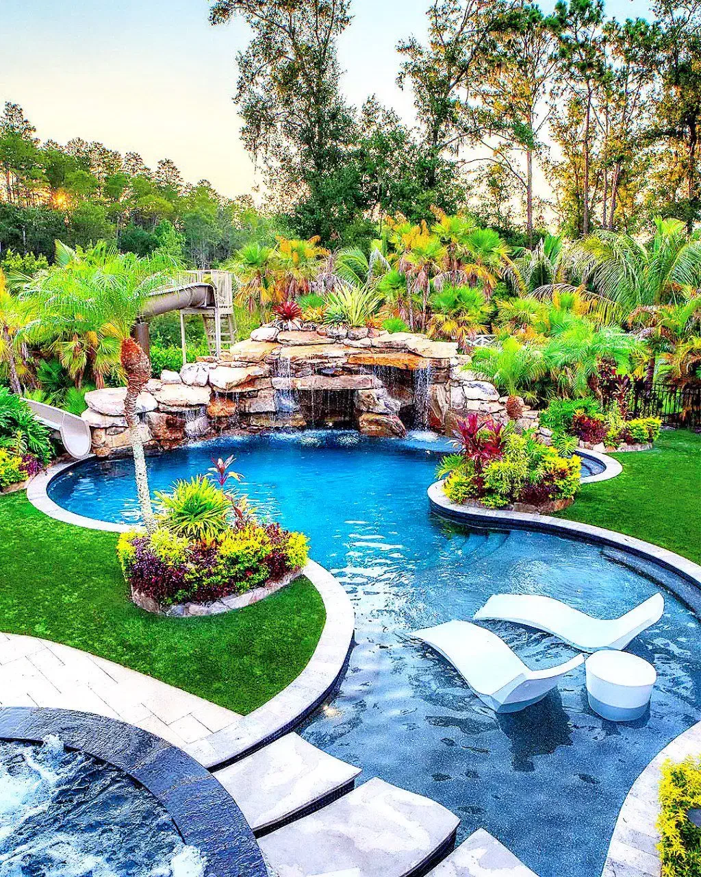 آمور جهان ویلا|اجارهٔ کوتاه‌مدت ویلا و باغ|کرج, فاز ۱ مهرشهر|دیوار