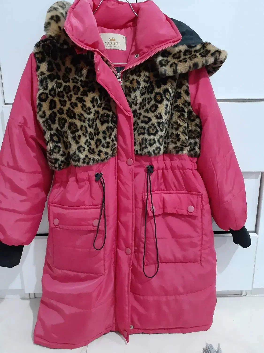 پالتو صورتی دخترونه و بارونی|لباس|قرچک, محمد آباد|دیوار