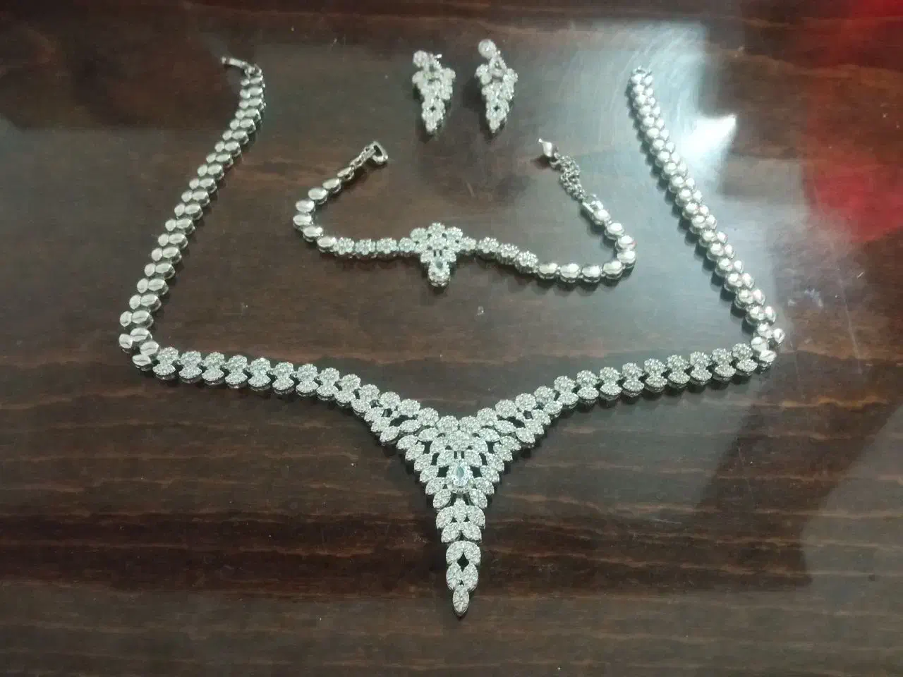 سرویس ست گردنبند-دستبند و گوشواره|جواهرات|گرمسار, |دیوار