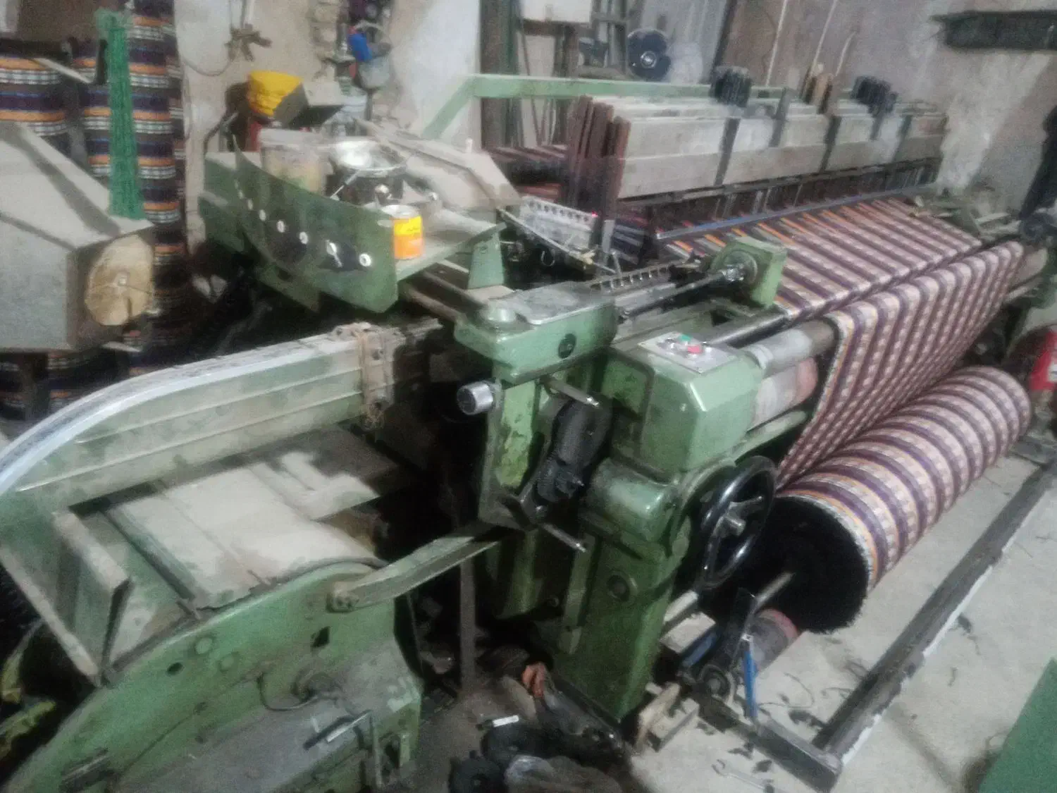 فروش نقدی|چرخ خیاطی و ریسندگی|اصفهان, سنجوانمره|دیوار