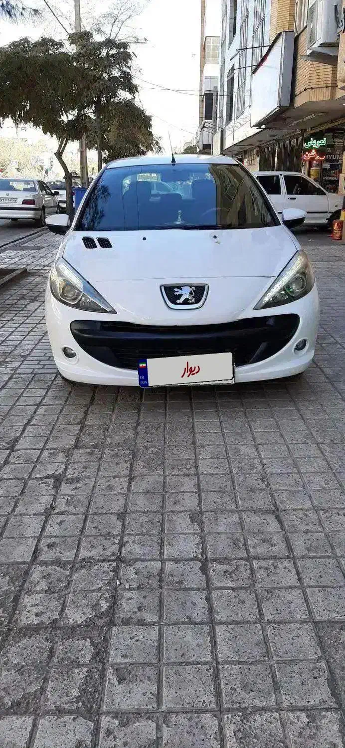 پژوi ۲۰۷ فرانسه|خودرو سواری و وانت|مشهد, شهرآرا|دیوار