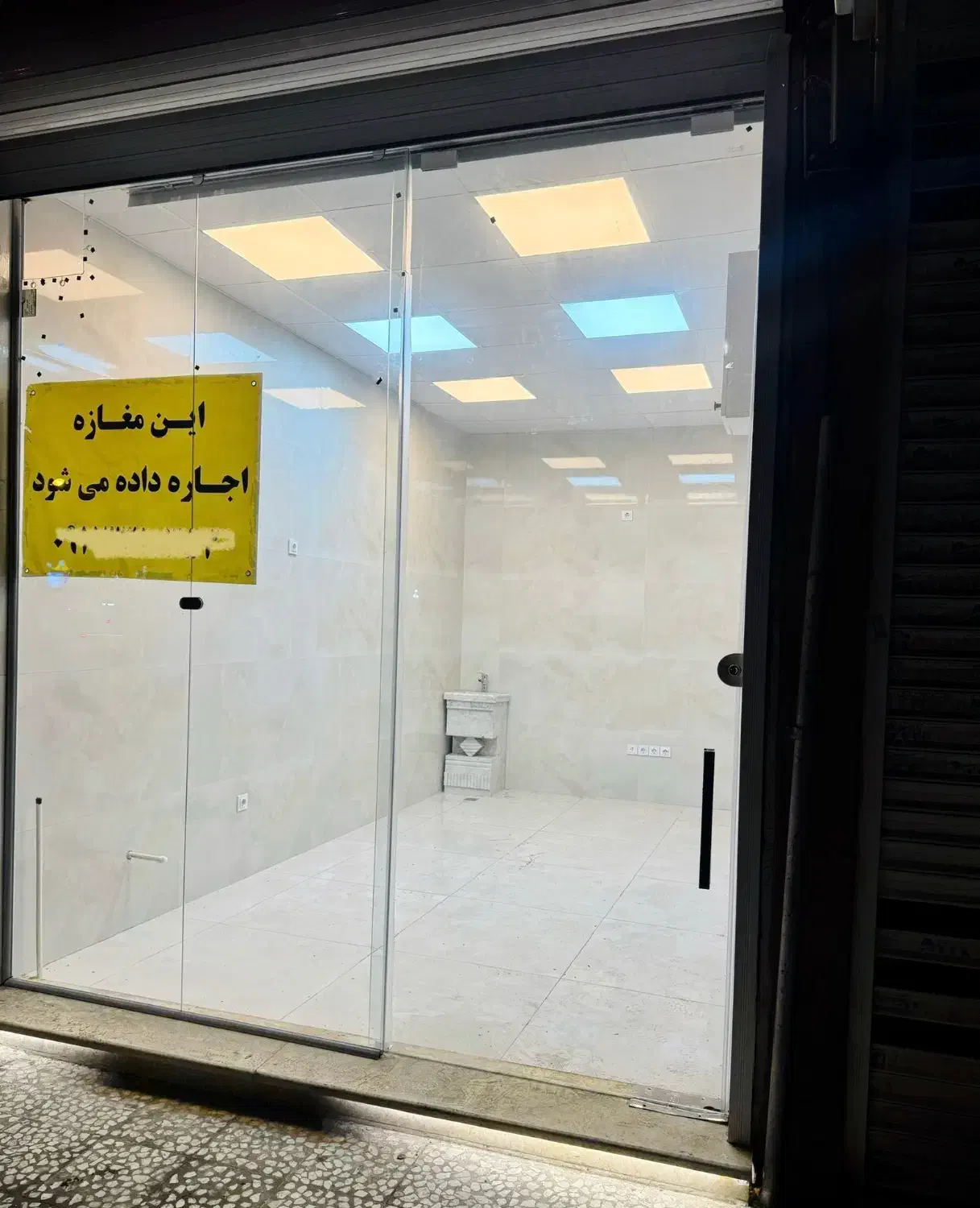 مغازه جای خوب،با تمام امتیازات، مناسب انواع مشاغل|اجارهٔ مغازه و غرفه|رشت, پارک شهر|دیوار