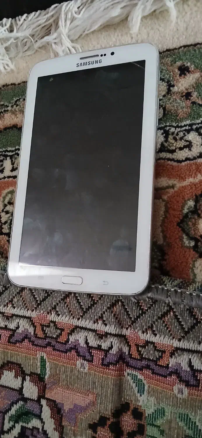 تبلت تب ۳|تبلت|فولادشهر, B1|دیوار