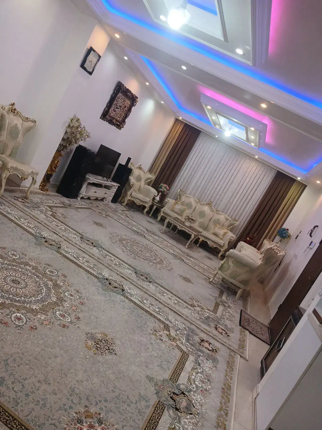 مبلمان استیل|مبلمان خانگی و میز عسلی|قرچک, میرزائی شمالی|دیوار
