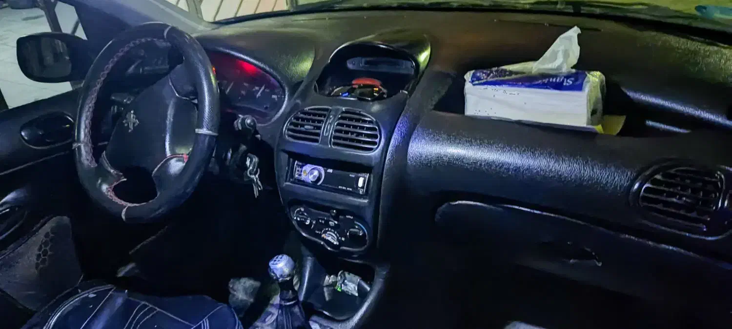 ۲۰۶ تیپ ۲ مدل ۸۲ دور رنگ|خودرو سواری و وانت|کرمانشاه, |دیوار