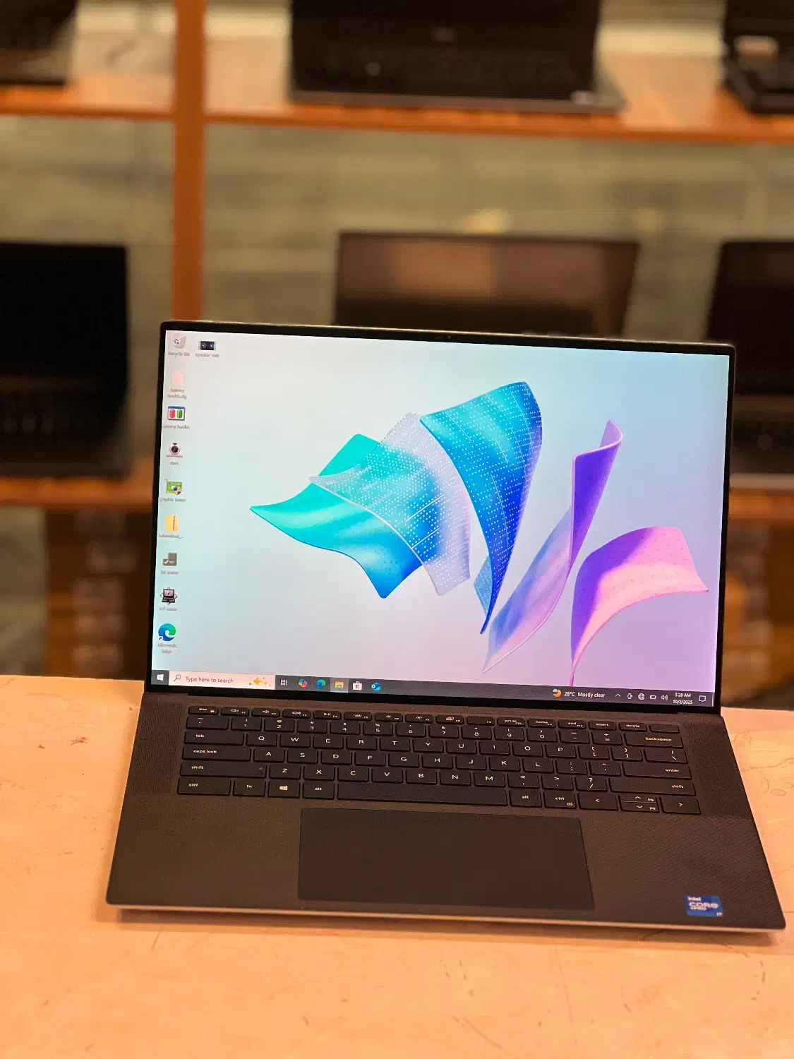 مهندسی و طراحی Dell Precision 5560 i7/32GB/1TB/4K|رایانه همراه|تهران, میدان ولیعصر|دیوار