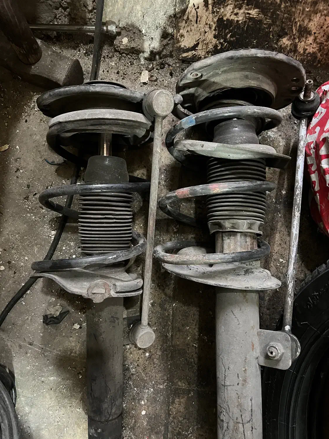 کمک ۲۰۶ و فنر اسپرت ۲۰۶|قطعات یدکی و لوازم جانبی|کرج, کلاک نو|دیوار