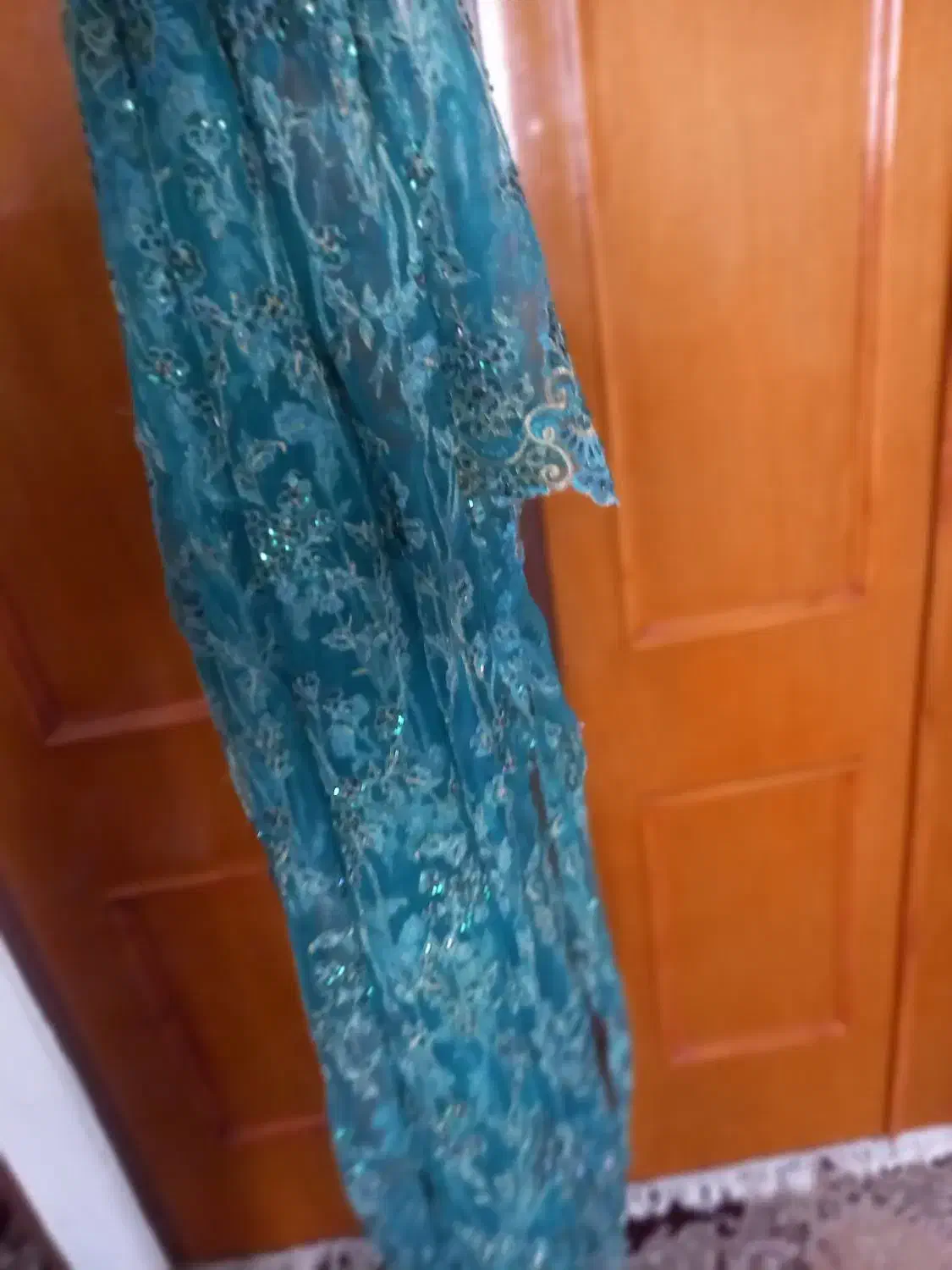 لباس کوردی|لباس|قروه, |دیوار