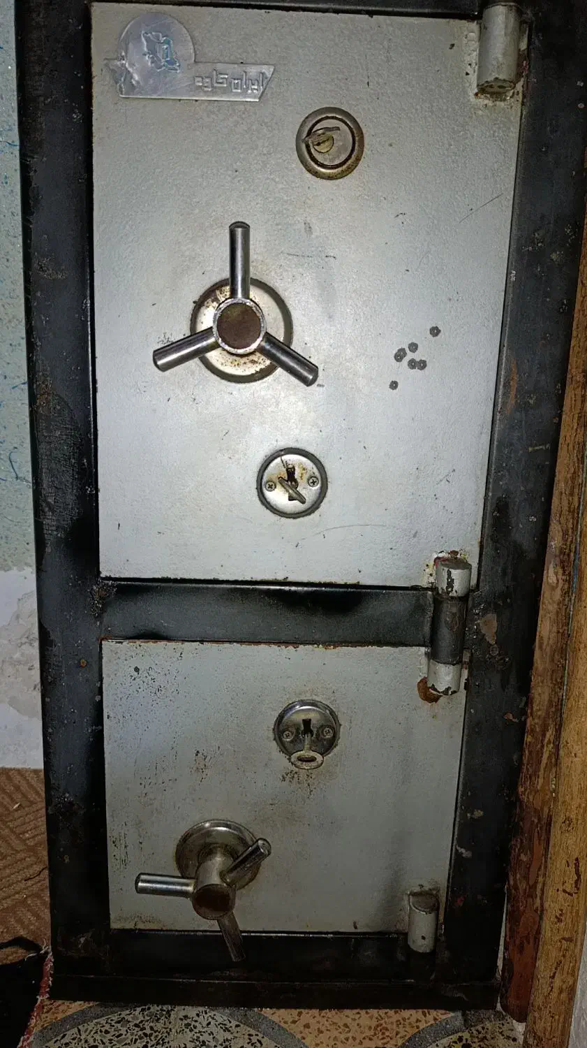 گاوصندوق|فروشگاه و مغازه|کارون, |دیوار