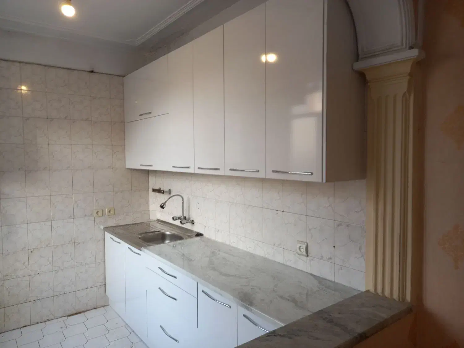 آپارتمان ۴۵ متری در اسدی منش منیریه