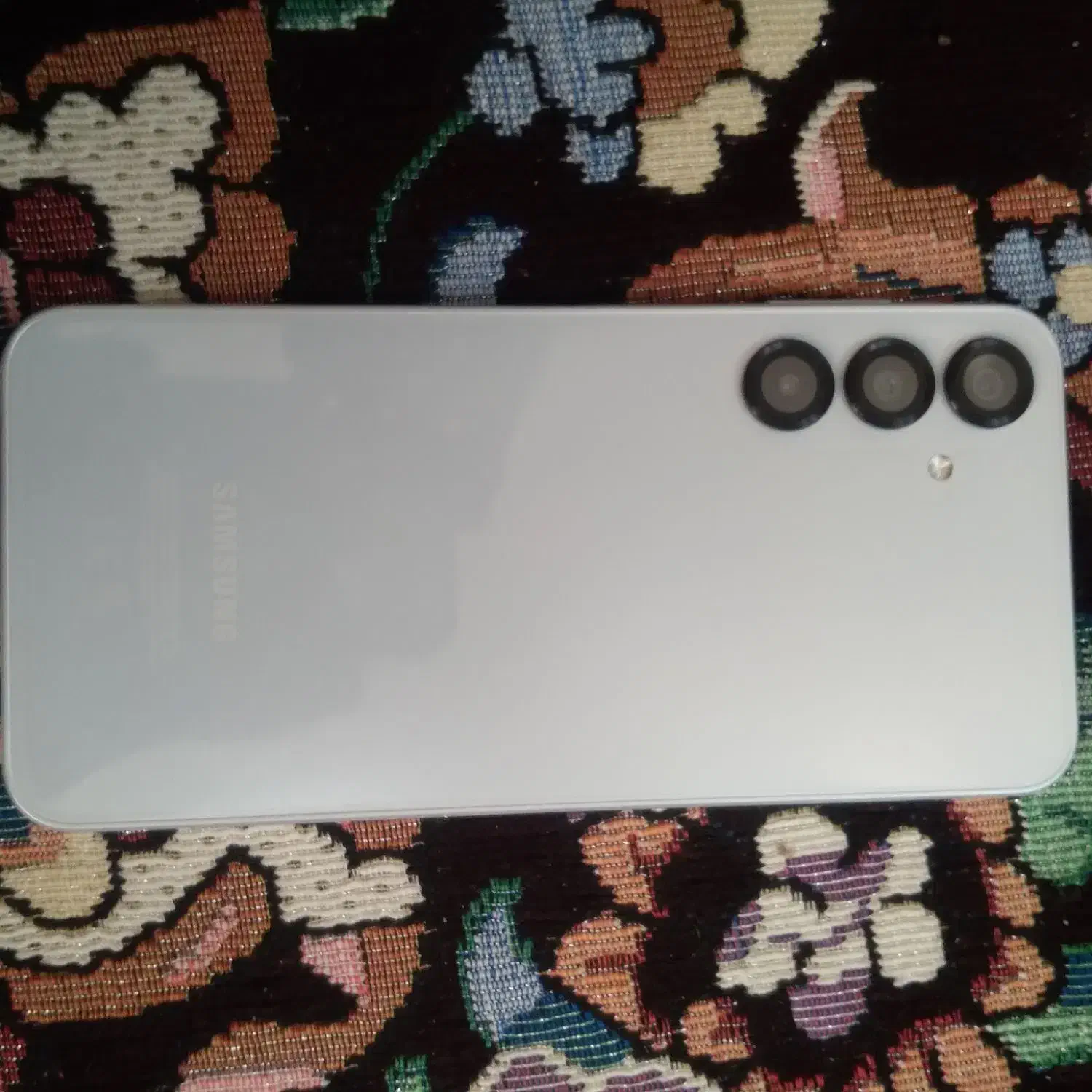 گوشی a16 بسیار تمیز|موبایل|قم, علی آباد سعدگان|دیوار