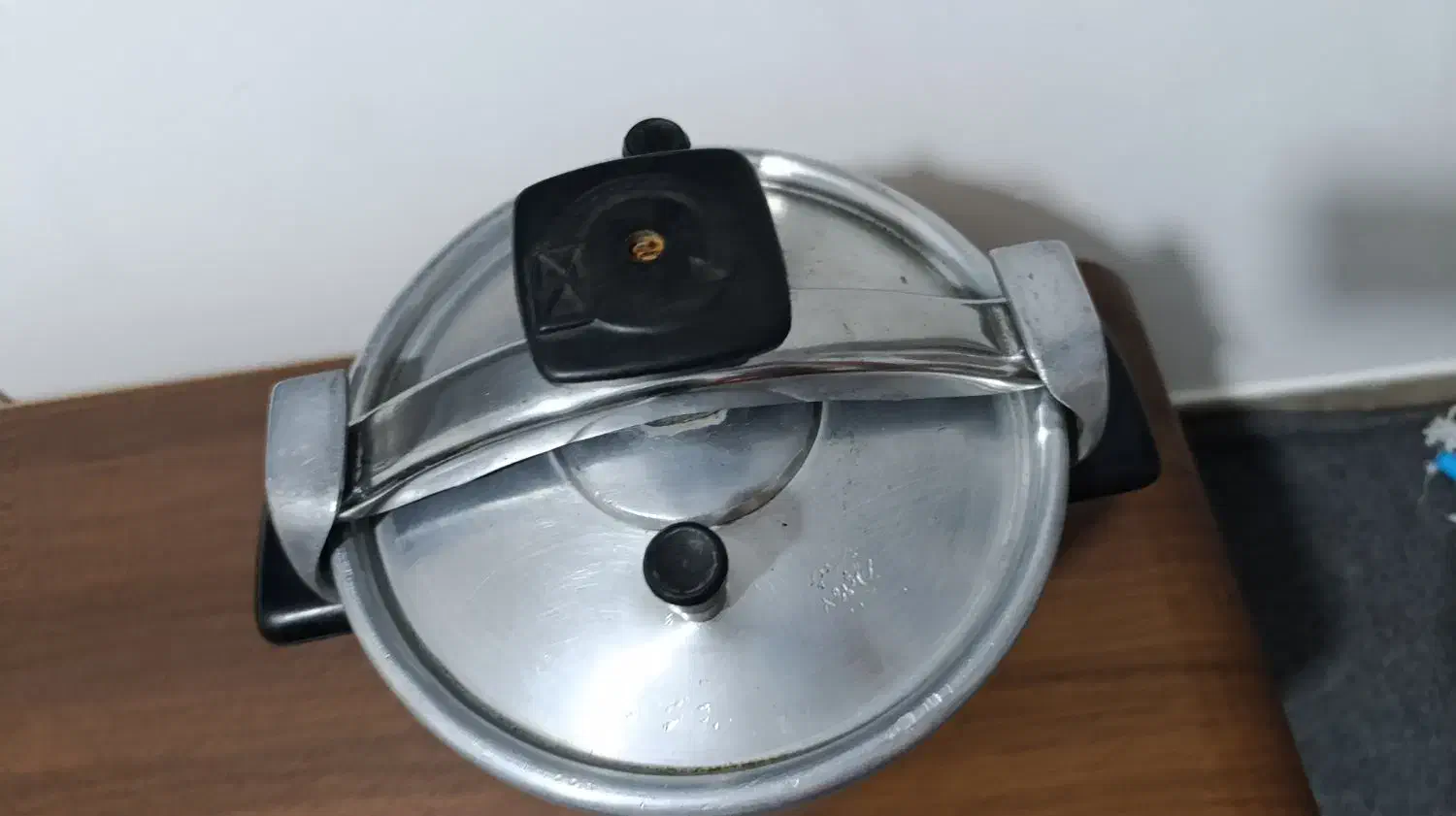 زودپز|ظروف پختوپز|قزوین, |دیوار